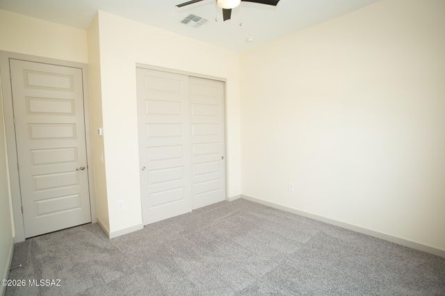 13480 N Gladstone Hill Place, Marana, AZ 85658