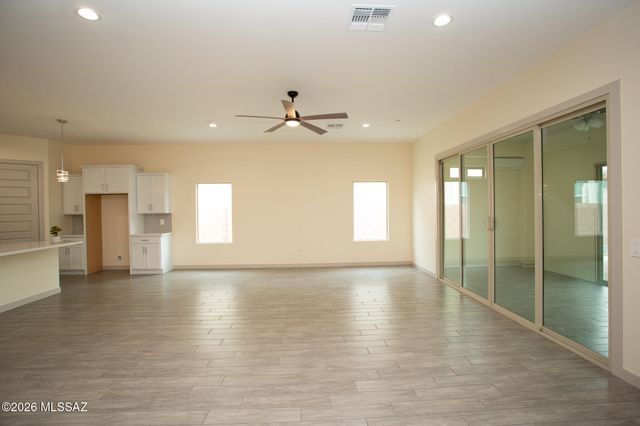13480 N Gladstone Hill Place, Marana, AZ 85658