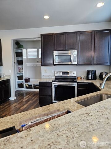 34012 13th Court SW, Federal Way, WA 98023