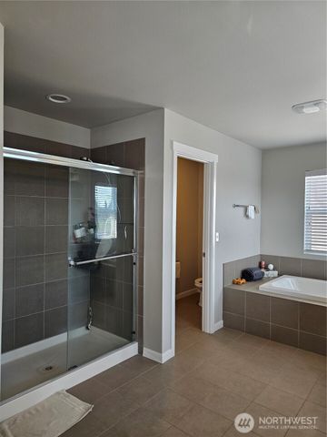 34012 13th Court SW, Federal Way, WA 98023