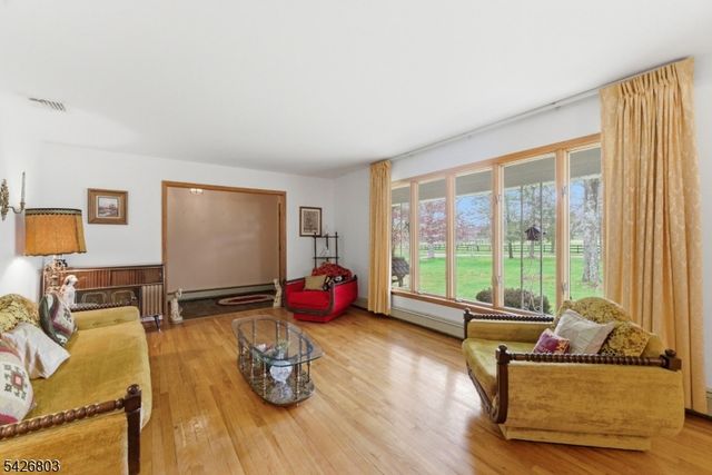 30 Van Orden Rd, West Milford Twp., NJ 07435