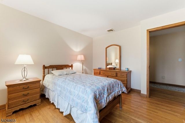 30 Van Orden Rd, West Milford Twp., NJ 07435