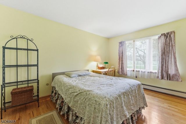 30 Van Orden Rd, West Milford Twp., NJ 07435