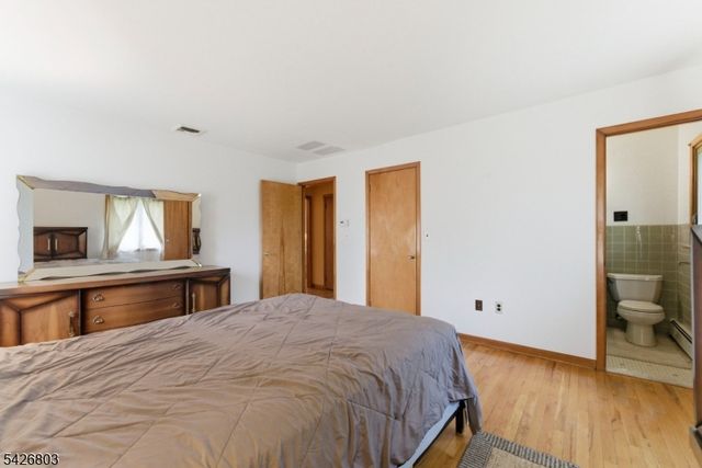 30 Van Orden Rd, West Milford Twp., NJ 07435