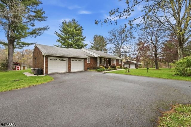 30 Van Orden Rd, West Milford Twp., NJ 07435