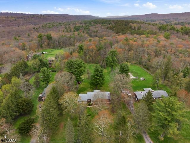 30 Van Orden Rd, West Milford Twp., NJ 07435