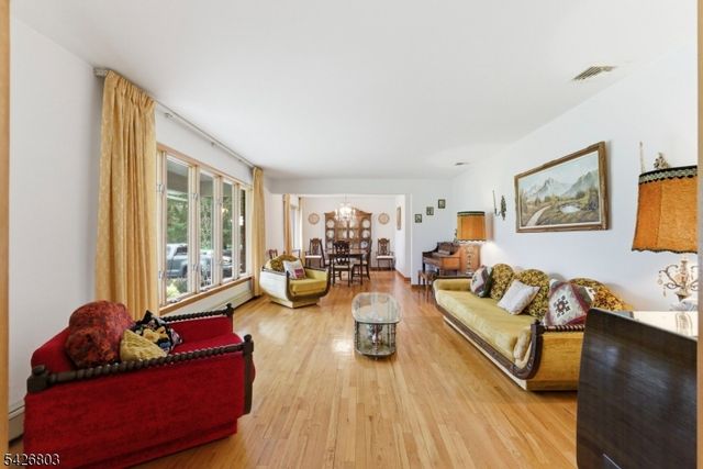 30 Van Orden Rd, West Milford Twp., NJ 07435