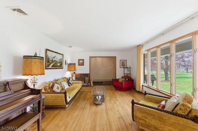 30 Van Orden Rd, West Milford Twp., NJ 07435