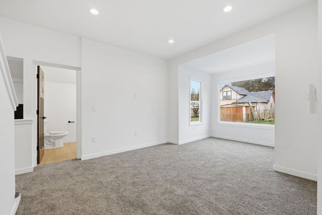 120 E Huffman St, Tekoa, WA 99033