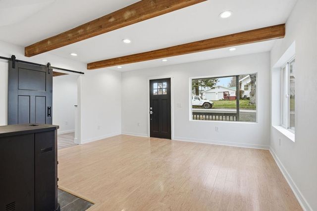 120 E Huffman St, Tekoa, WA 99033