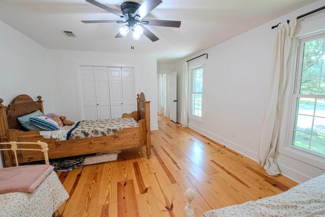 7 Chaparral Lane, Little Rock, AR 72212
