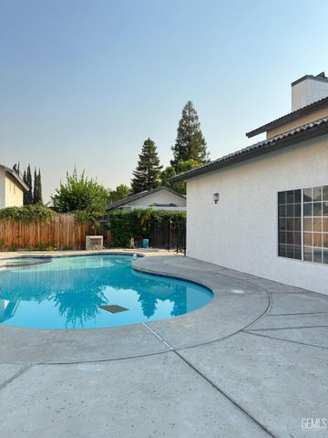 9012 Caymus Court, Bakersfield, CA 93312