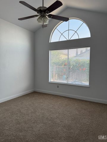 9012 Caymus Court, Bakersfield, CA 93312