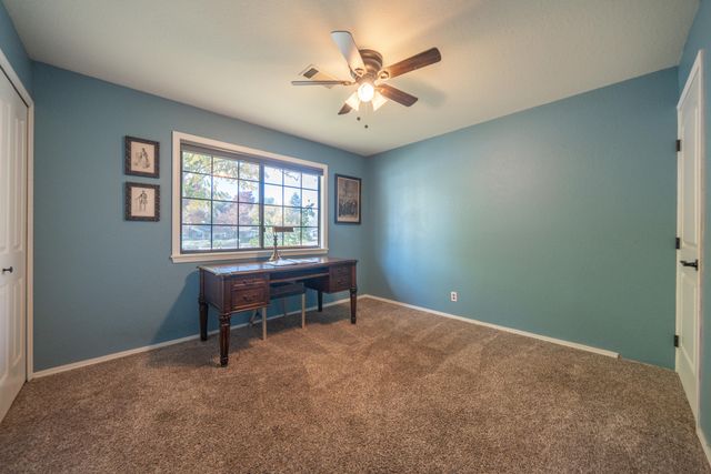 7273 Amigo Way, Redding, CA 96002