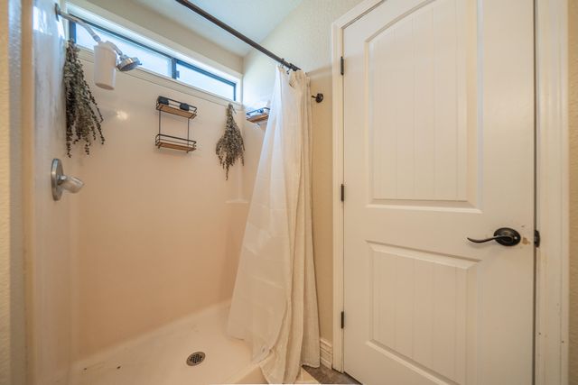 7273 Amigo Way, Redding, CA 96002