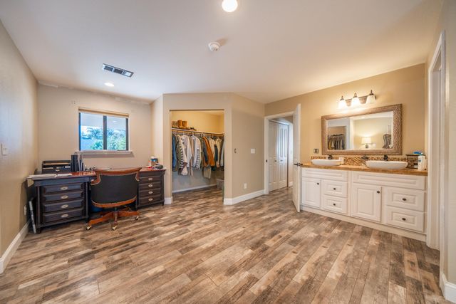 7273 Amigo Way, Redding, CA 96002