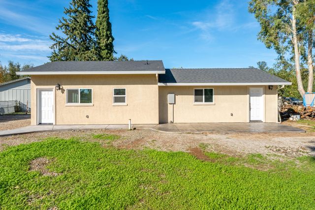 7273 Amigo Way, Redding, CA 96002