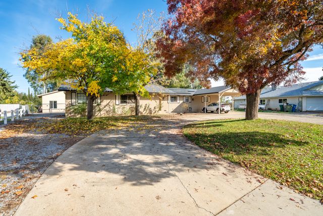 7273 Amigo Way, Redding, CA 96002