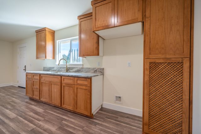 7273 Amigo Way, Redding, CA 96002