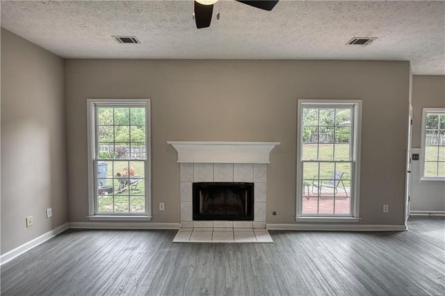 1412 Cherry Oak Trace, Lawrenceville, GA 30045