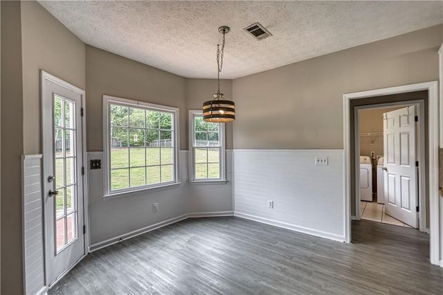 1412 Cherry Oak Trace, Lawrenceville, GA 30045