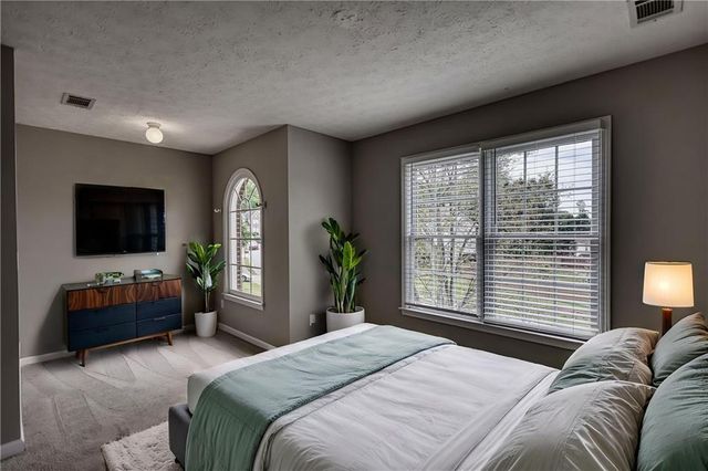 1412 Cherry Oak Trace, Lawrenceville, GA 30045