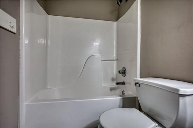 1412 Cherry Oak Trace, Lawrenceville, GA 30045