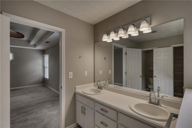 1412 Cherry Oak Trace, Lawrenceville, GA 30045