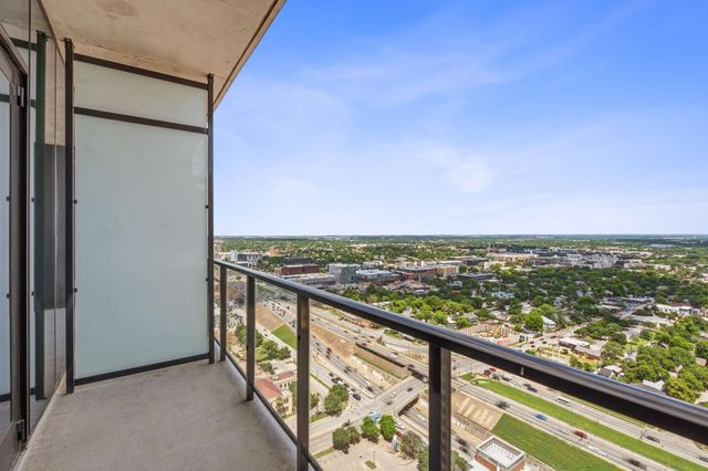 610 Davis ST 3001, Austin, TX 78701
