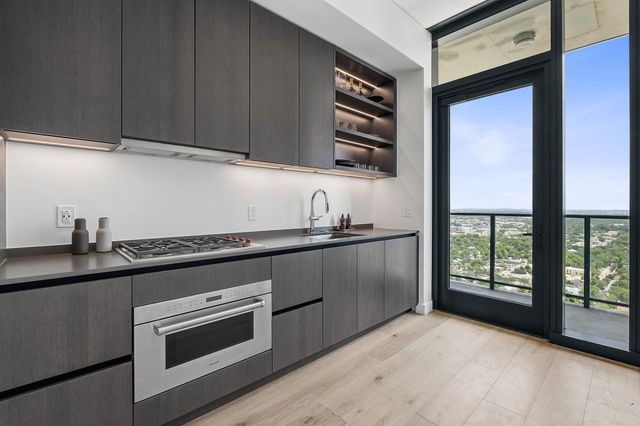 610 Davis ST 3001, Austin, TX 78701