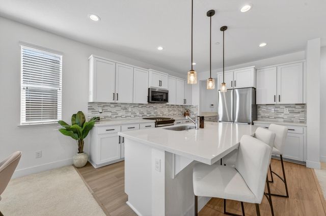 4710 Durum Way, Roseville, CA 95747