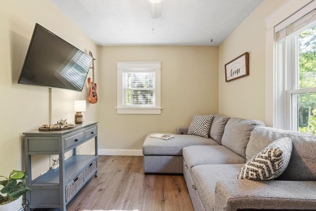 113 Simonds St, Fitchburg, MA 01420
