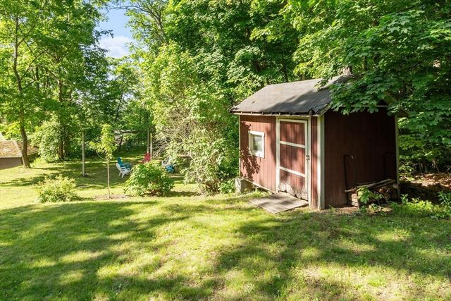 113 Simonds St, Fitchburg, MA 01420