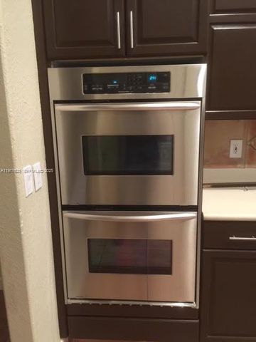 11313 NW 65th St, Doral, FL 33178