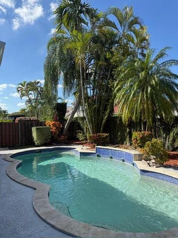 11313 NW 65th St, Doral, FL 33178