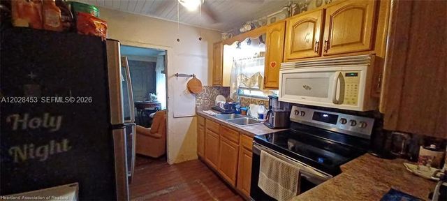 509 S Florida Ave, Avon Park, FL 33825