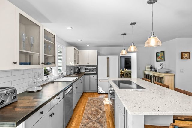 65 Rivers Edge Road, East Falmouth, MA 02536