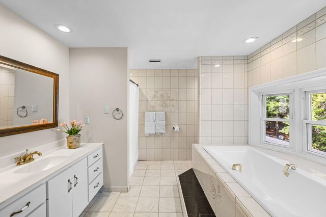 65 Rivers Edge Road, East Falmouth, MA 02536