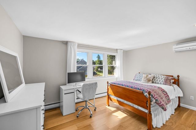 65 Rivers Edge Road, East Falmouth, MA 02536