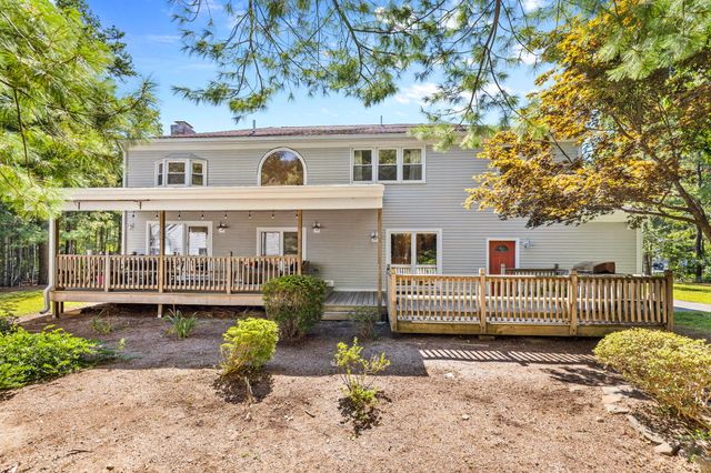 65 Rivers Edge Road, East Falmouth, MA 02536