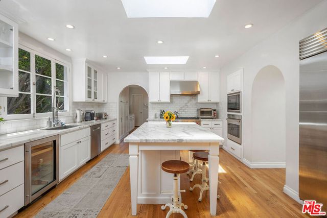 4734 Los Feliz Boulevard, Los Angeles, CA 90027