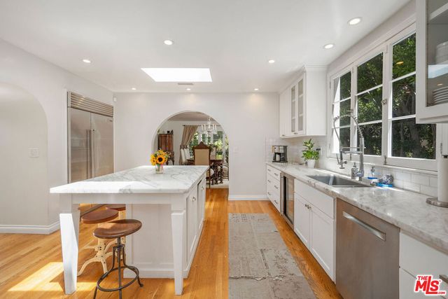 4734 Los Feliz Boulevard, Los Angeles, CA 90027
