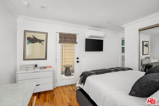 4734 Los Feliz Boulevard, Los Angeles, CA 90027