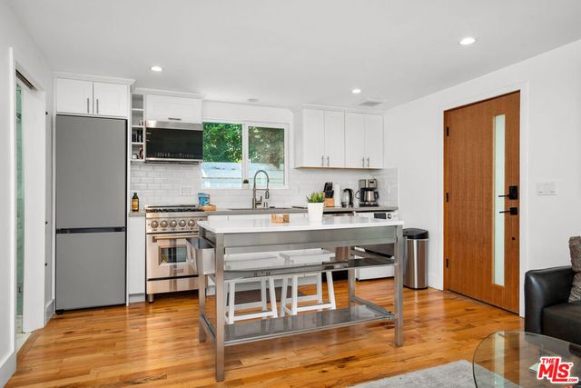 4734 Los Feliz Boulevard, Los Angeles, CA 90027