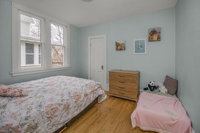 828 Armstrong Avenue, Saint Paul, MN 55102