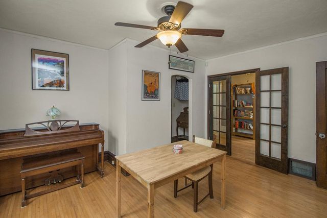 828 Armstrong Avenue, Saint Paul, MN 55102