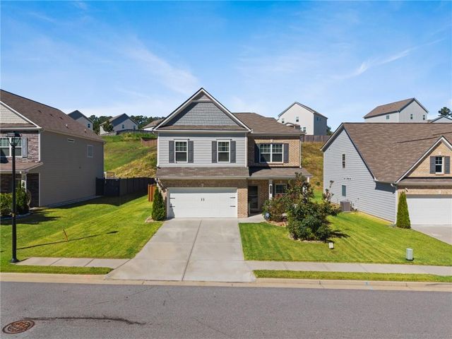 1094 Campbell Pine Trail, Lawrenceville, GA 30045