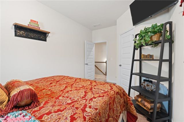 1094 Campbell Pine Trail, Lawrenceville, GA 30045