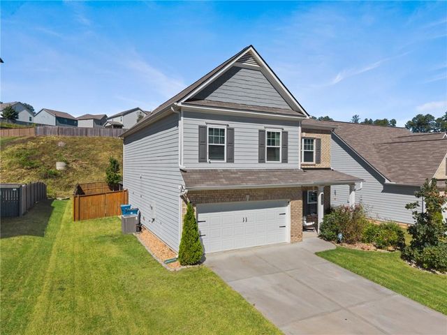 1094 Campbell Pine Trail, Lawrenceville, GA 30045