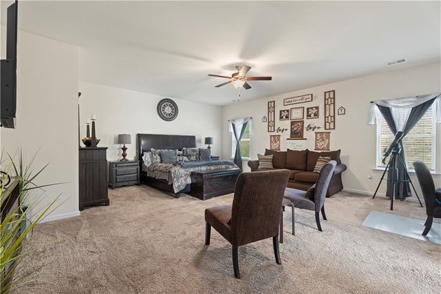 1094 Campbell Pine Trail, Lawrenceville, GA 30045